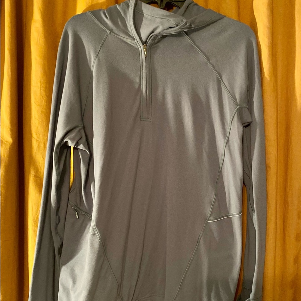 Size 8 blue/grey Lululemon long sleeve workout top. Great condition